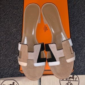 Hermès oasis sandals